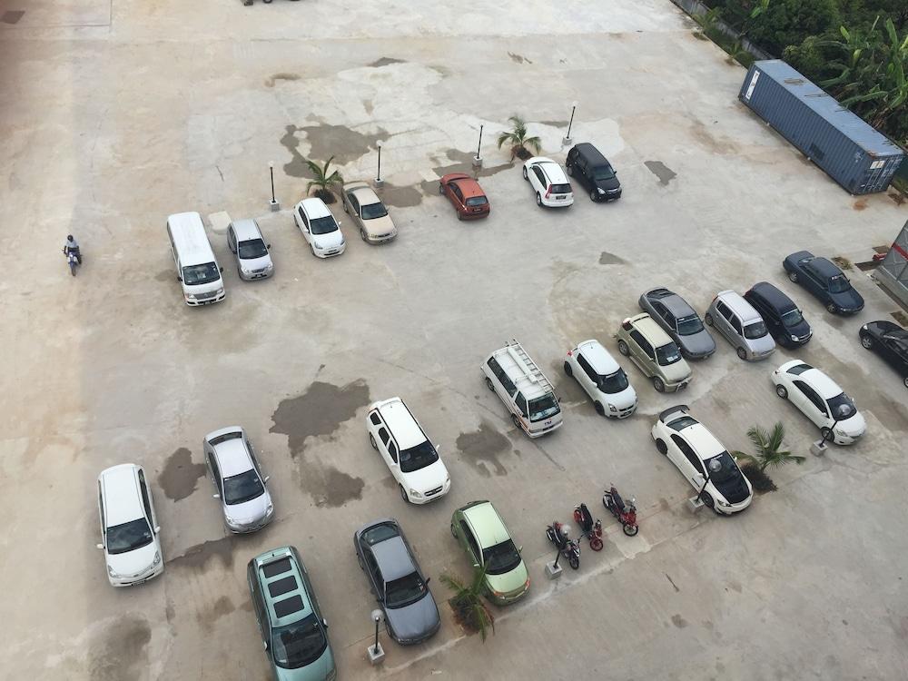 منتجع لانغورا بارون بانتايْ تْشينانغ المظهر الخارجي الصورة